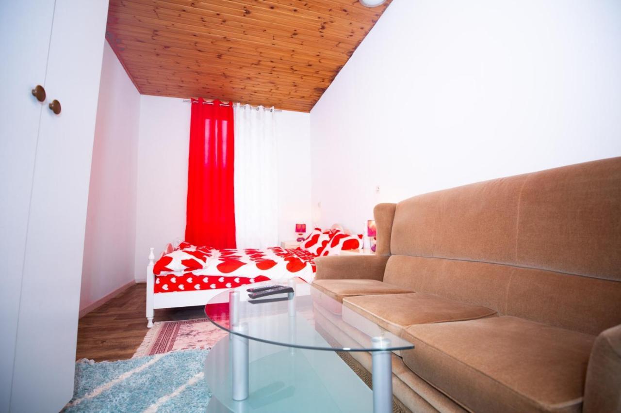 Agreable Chambre Sur Liege Avc Parking Et Wifi Gratuit Екстер'єр фото