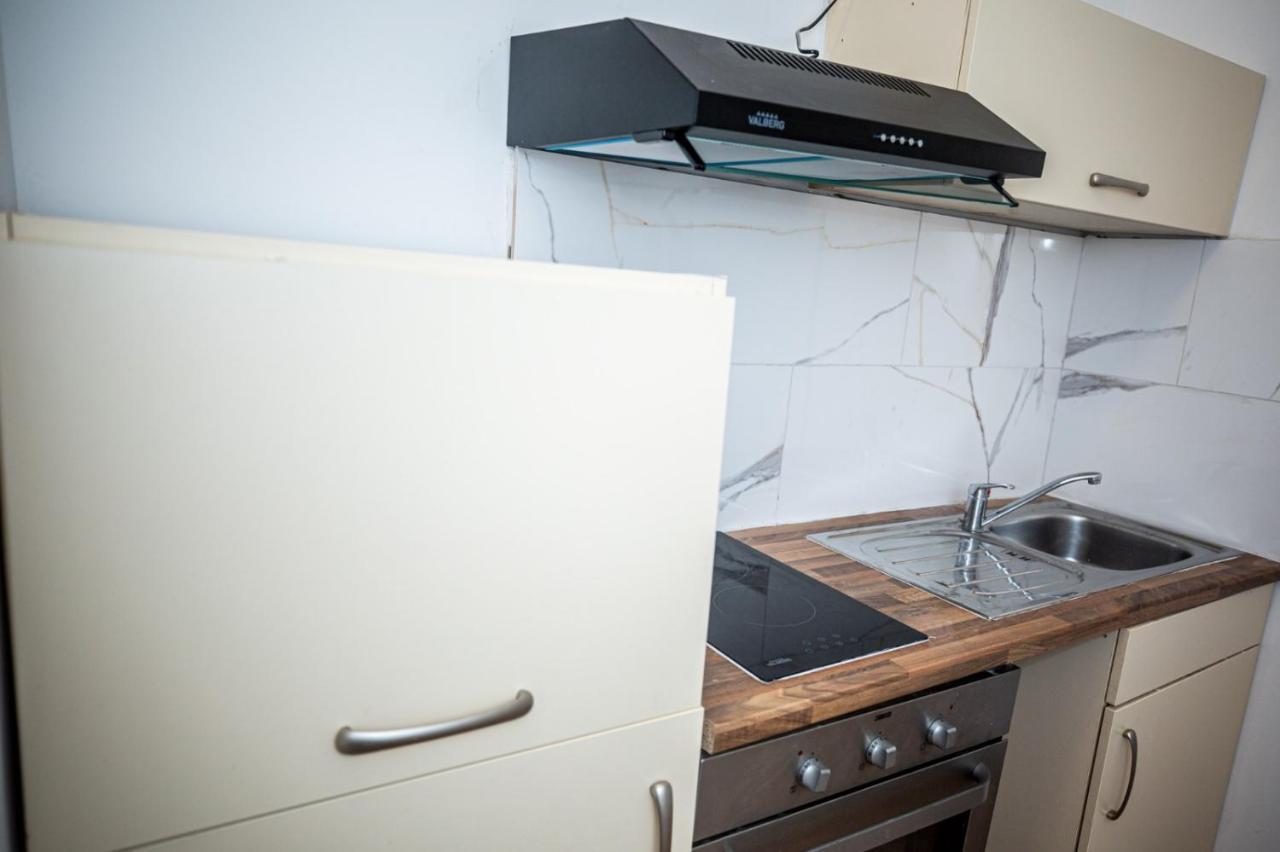 Agreable Chambre Sur Liege Avc Parking Et Wifi Gratuit Екстер'єр фото