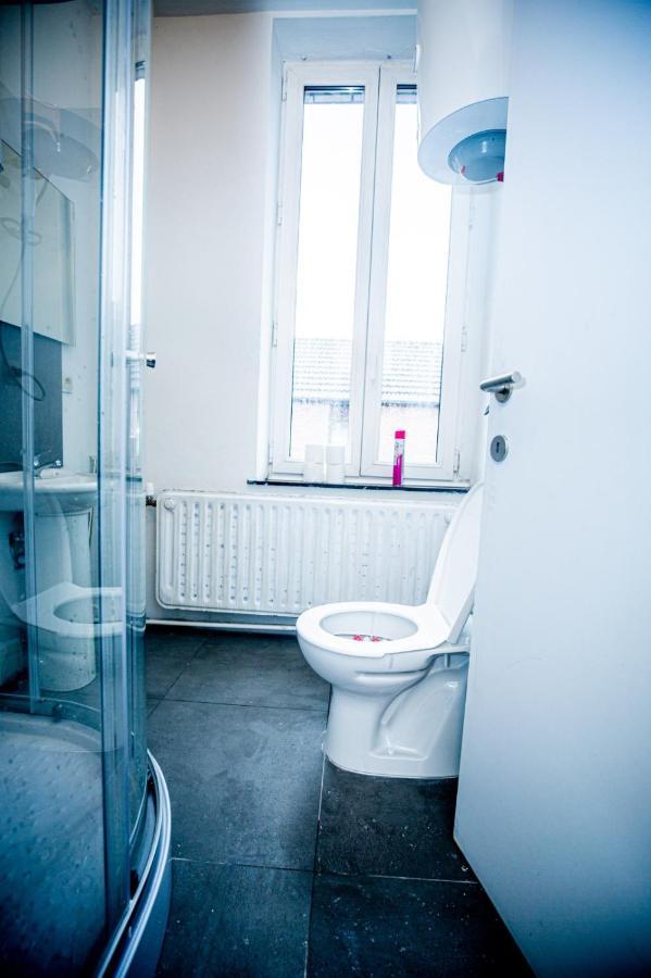 Agreable Chambre Sur Liege Avc Parking Et Wifi Gratuit Екстер'єр фото